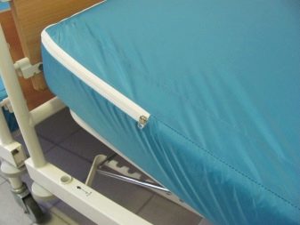 Особливості та види непромокальних простирадлом, рекомендації по їх вибору - пізнаємо питання